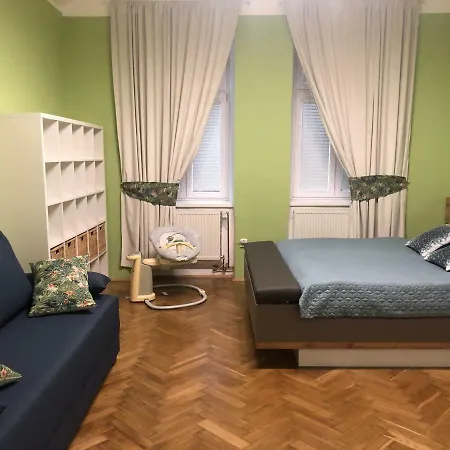 Apartment Family Next To The Park Kosice